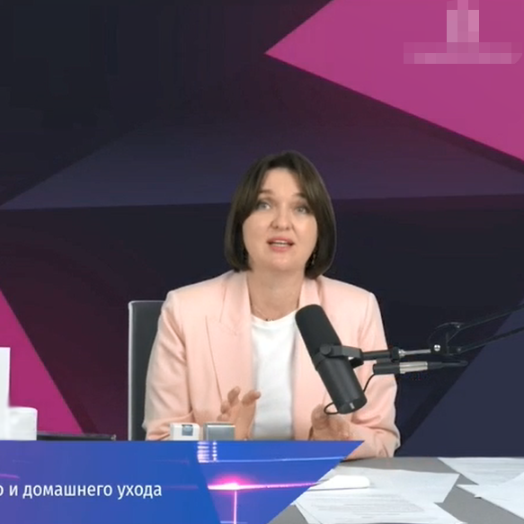 Errusiako adituak - ZQ-II lerro kosmekesikoa aplikazio konbinatua ekipamendu fotoelektrikoarekin